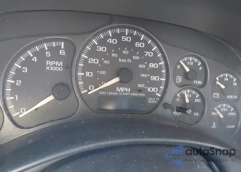 2001 Chevrolet Silverado 1500 Ls z USA, uszkodzony, nr VIN 2GCEC19T311396074